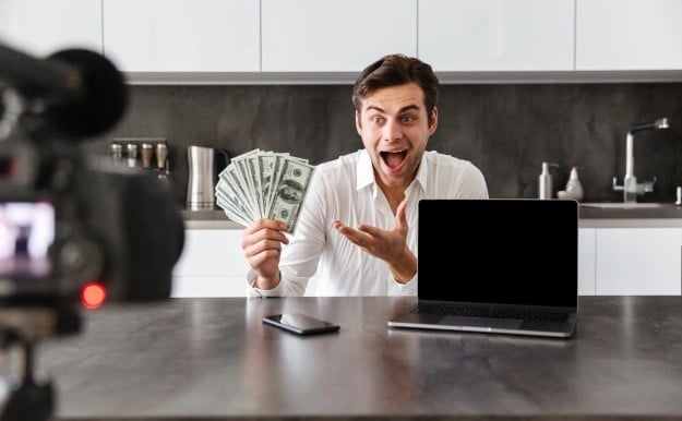 How to Make Money Publishing Videos on Youtube