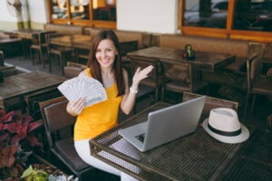 http://11%20How%20to%20Make%20Money%20Online%20Pros%20and%20Cons